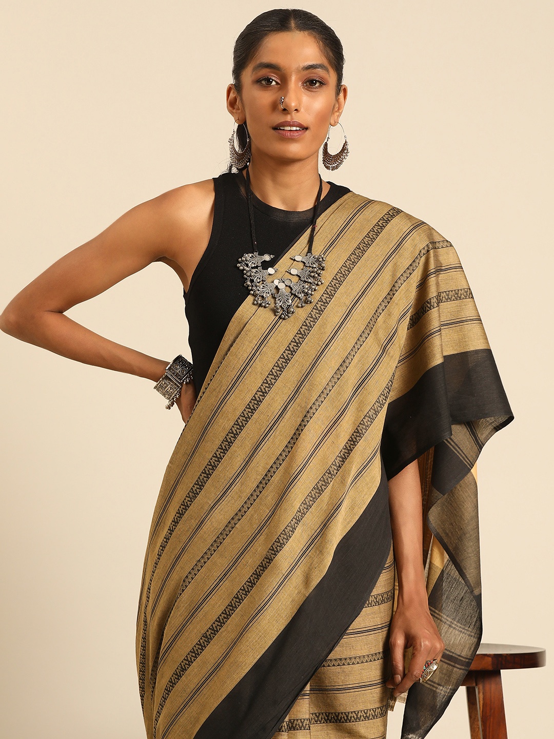 

Taavi Striped Pure Cotton Taant Saree, Green