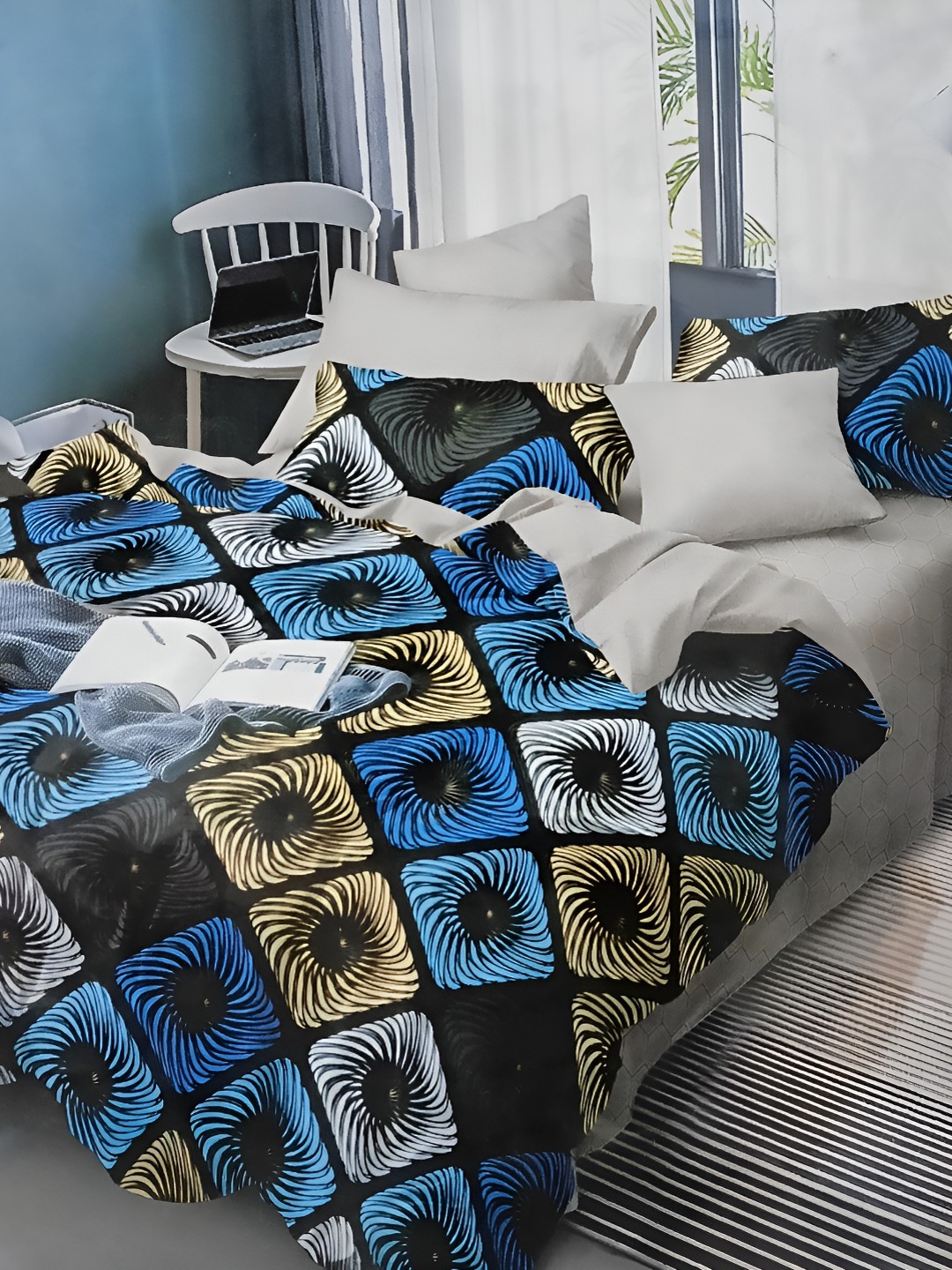 

Signature Fusion Blue & Black Geometric 144 TC Queen Bedsheet with 2 Pillow Covers