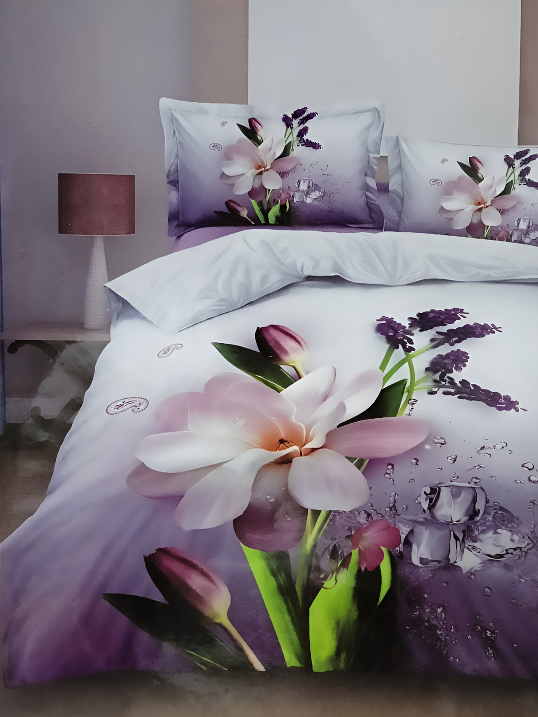 

Signature White & Purple Floral 144 TC Queen Bedsheet with 2 Pillow Covers