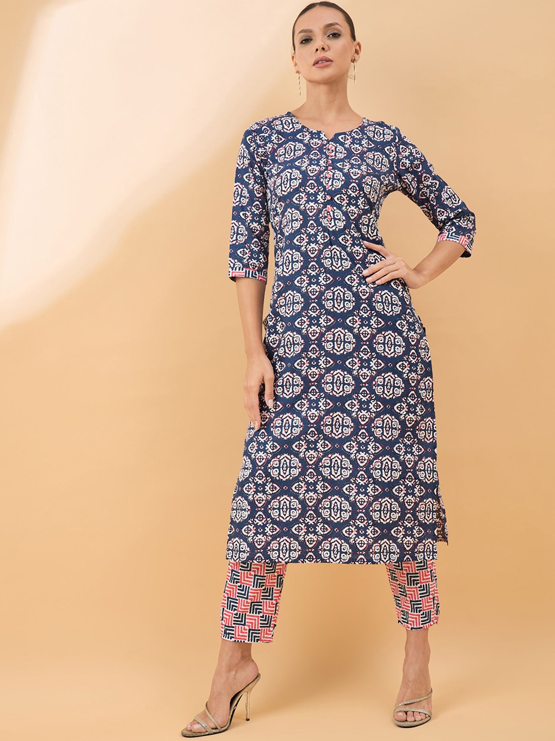 

all about you Ethnic Motifs Printed V-Neck Regular Straight Kurta With Trousers, Navy blue