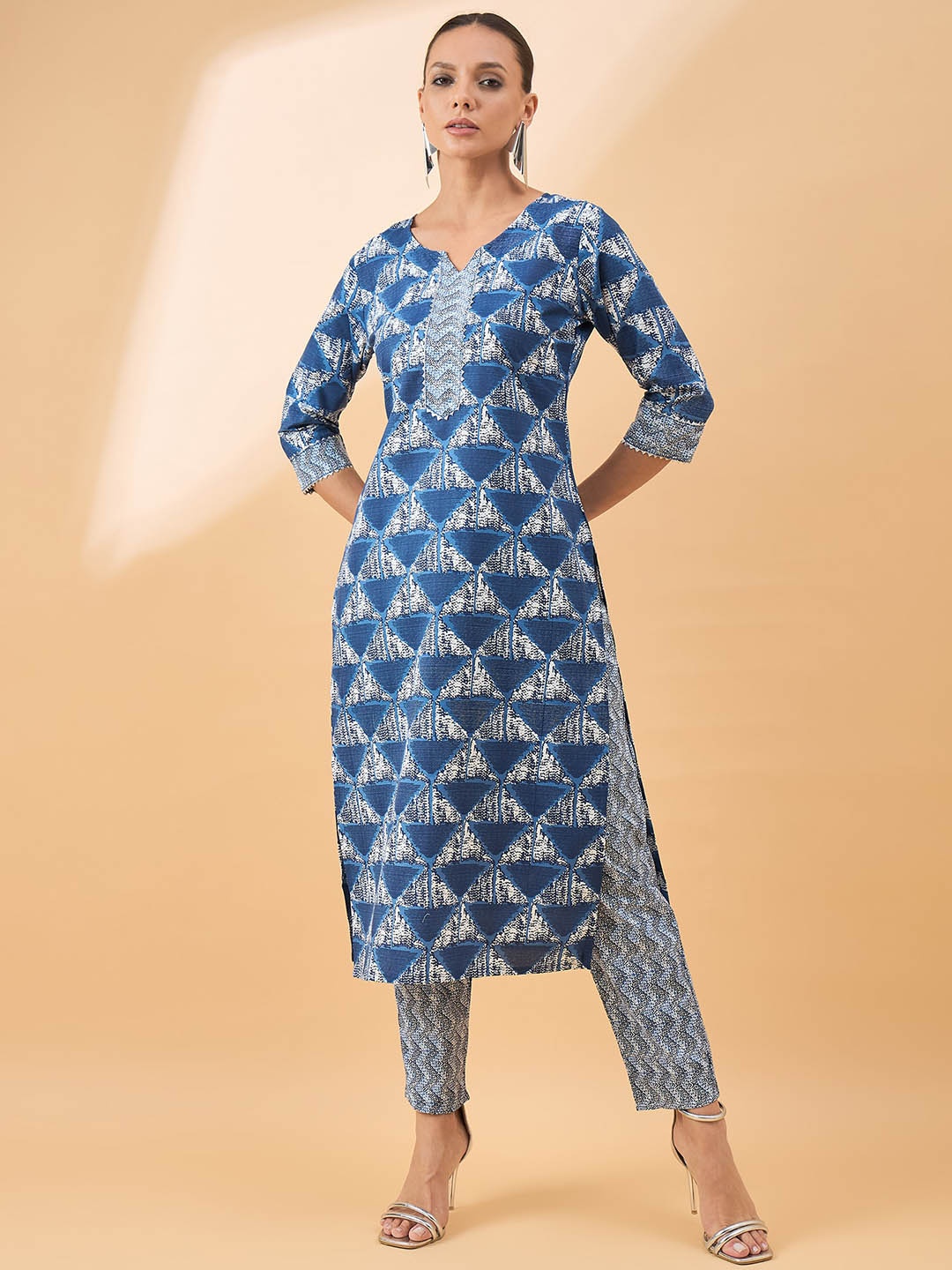 

all about you Geometric Printed Straight Kurta With Trouser, Navy blue