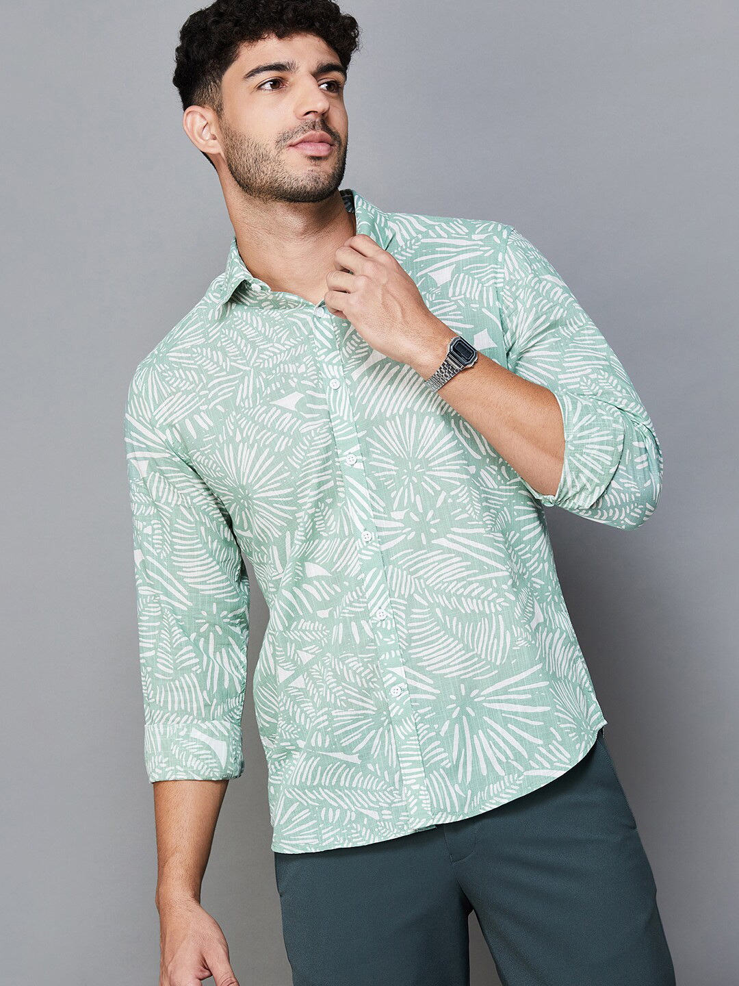 

CODE by Lifestyle Floral Printed Spread Collar Long Sleeves Cotton Casual Shirt, Green