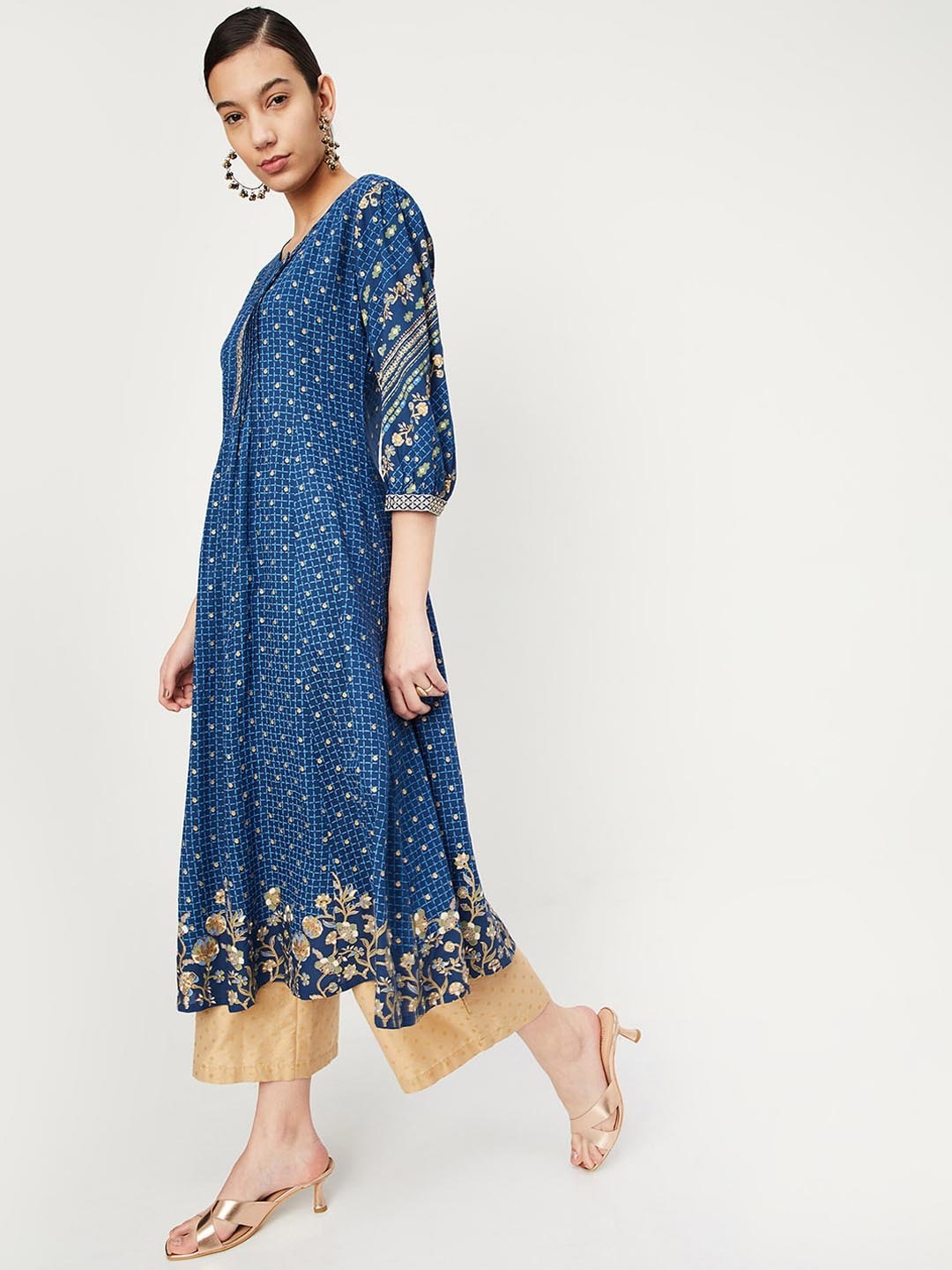 

max Geometric Round Neck Three-Quarter Sleeves Kurta Set, Navy blue