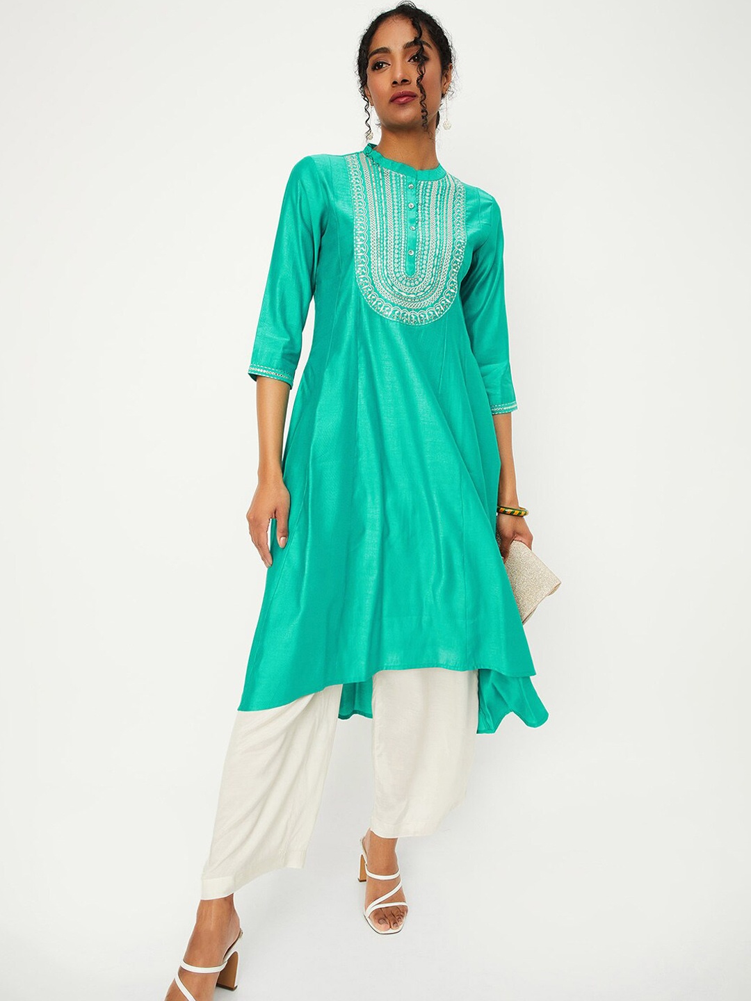

max Yoke Design Embroidered Mandarin Collar High Low A Line Kurta, Green