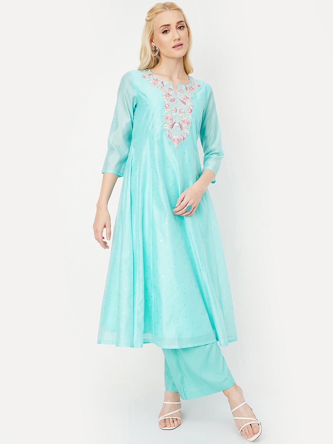 

max Paisley Embroidered Thread Work Notched Neck Straight Kurta with Trouser & Dupatta, Blue