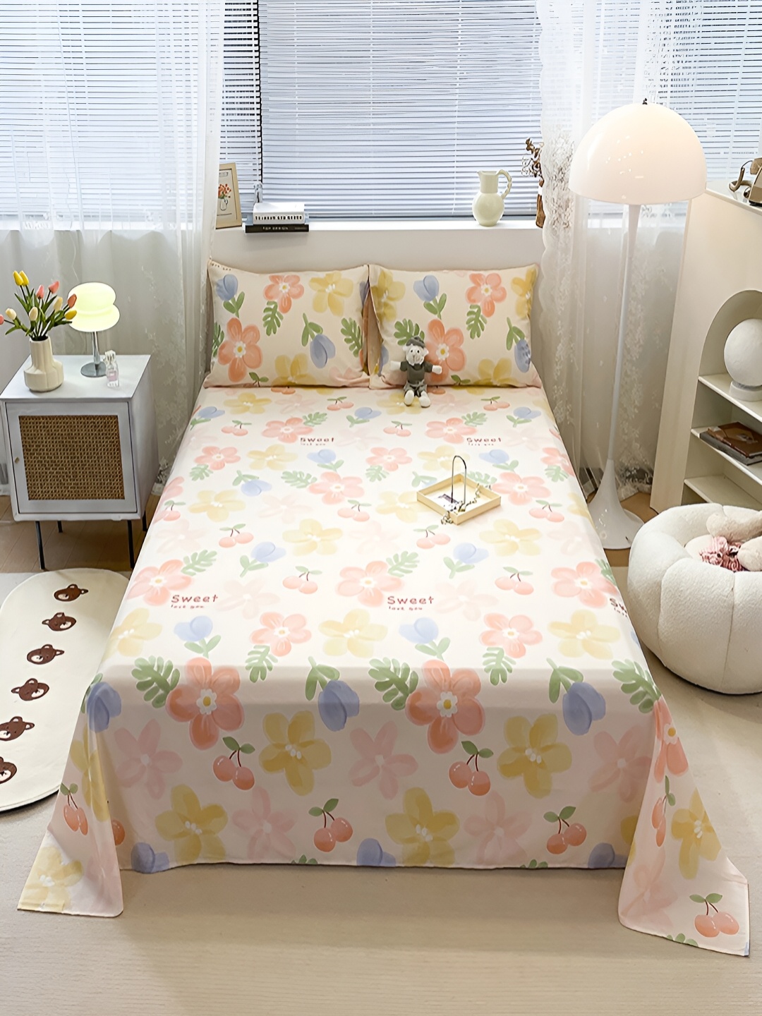 

JC HOME White & Green Floral Cotton 200 TC King Bedsheet With 2 Pillow Covers