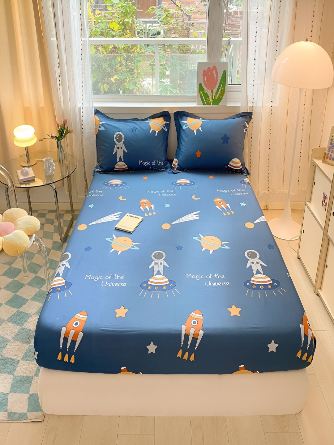 

JC HOME Blue Graphic 220 TC Cotton Fitted Queen Bedsheet with 2 Pillow Covers
