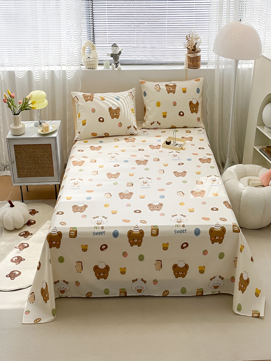 

JC HOME Off White Cartoon Characters Cotton 200 TC Queen Bedsheet & 2 Pillow Covers