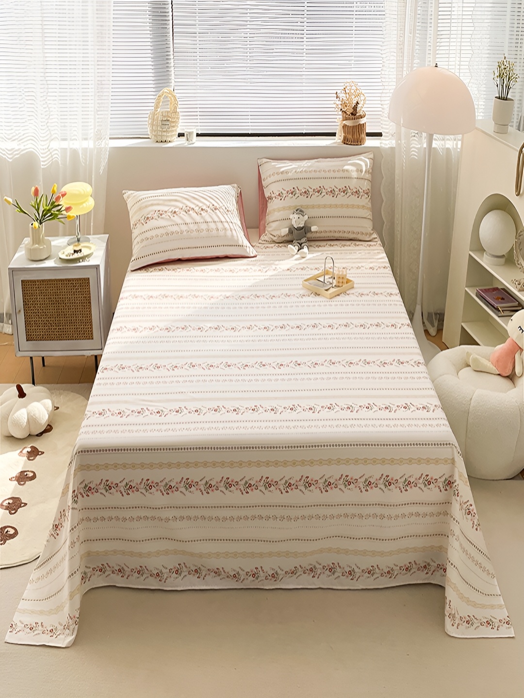 

JC HOME Cream-Coloured Floral Cotton 200 TC Single Bedsheet With 1 Pillow Cover