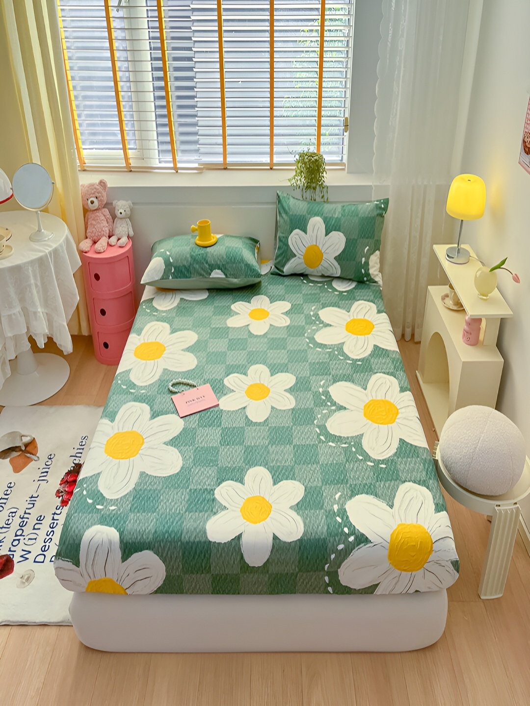 

JC HOME Green Floral 210 TC Cotton Fitted Queen Bedsheet with 2 Pillow Covers, White