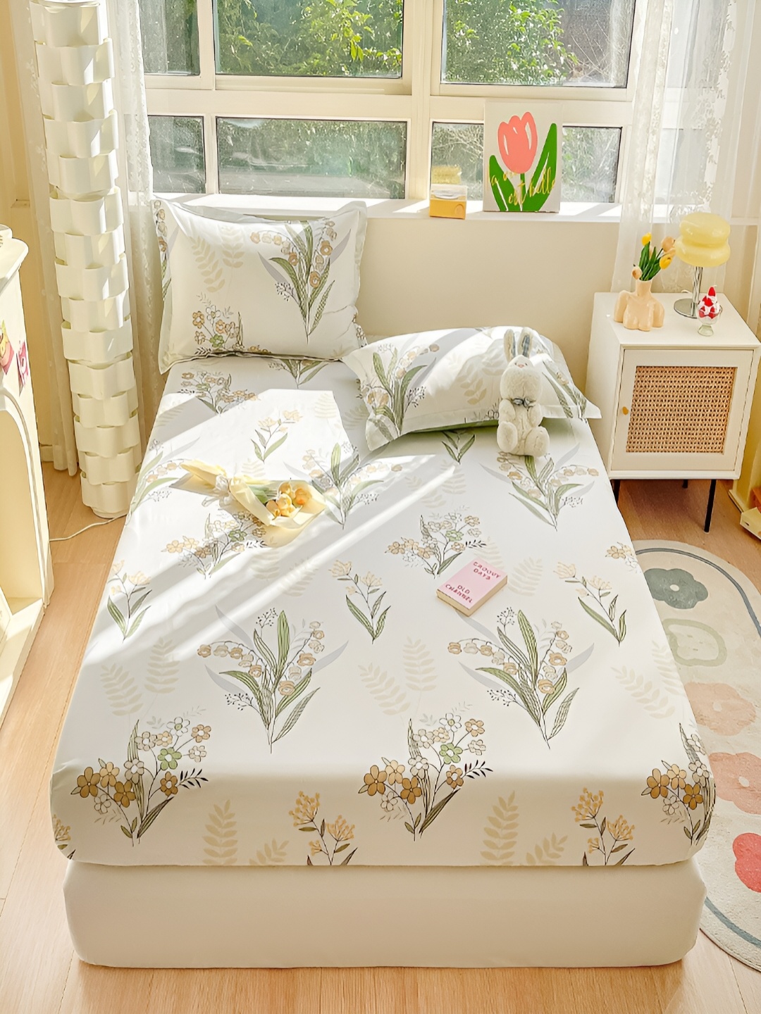 

JC HOME White & Green Floral Cotton Fitted 220 TC Single Bedsheet with Pillow Cover