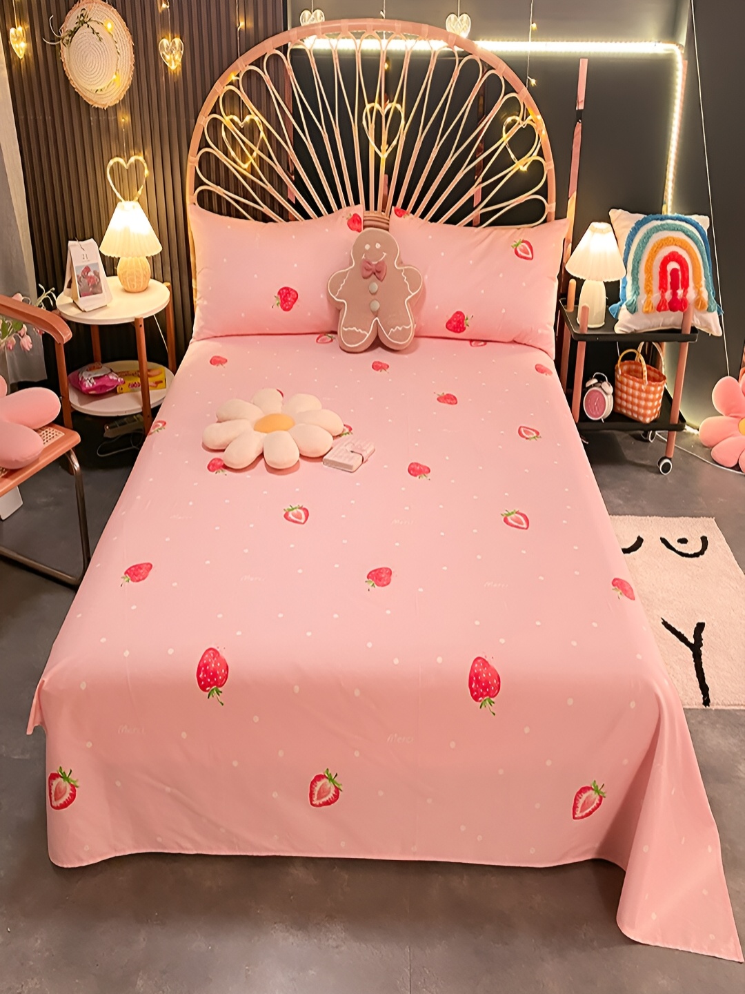 

JC HOME Pink & Red Graphic 220 TC Queen Bedsheet with 2 Pillow Covers