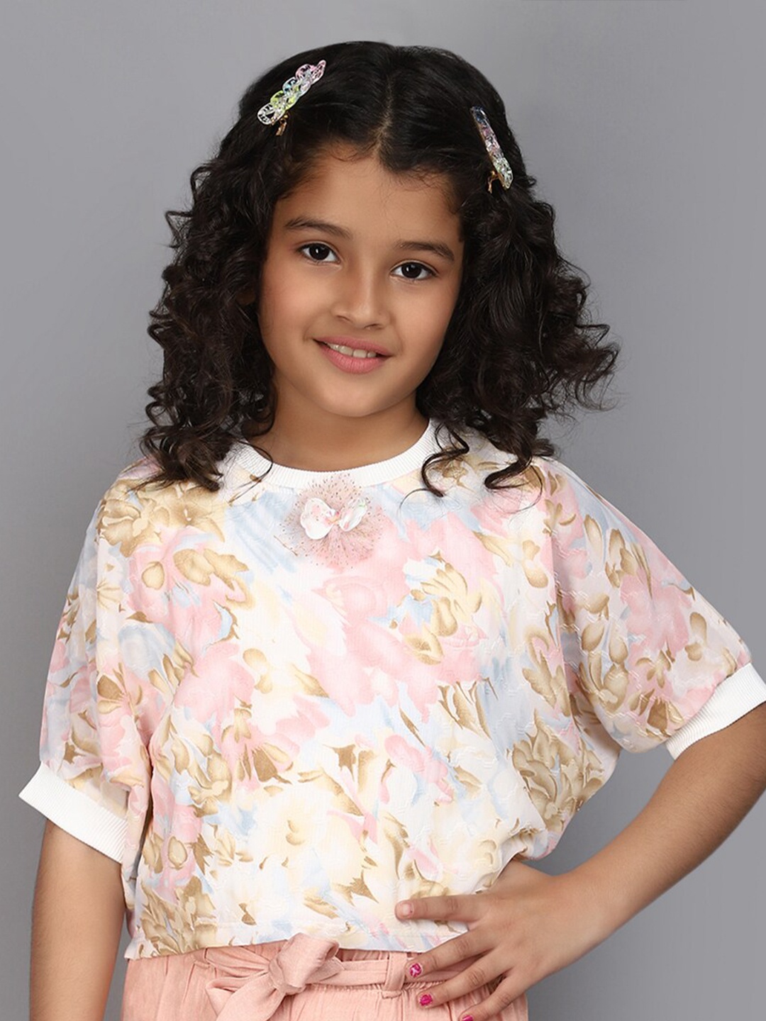 

V-Mart Girls Floral Printed Extended Sleeves Crop Regular Top, Pink