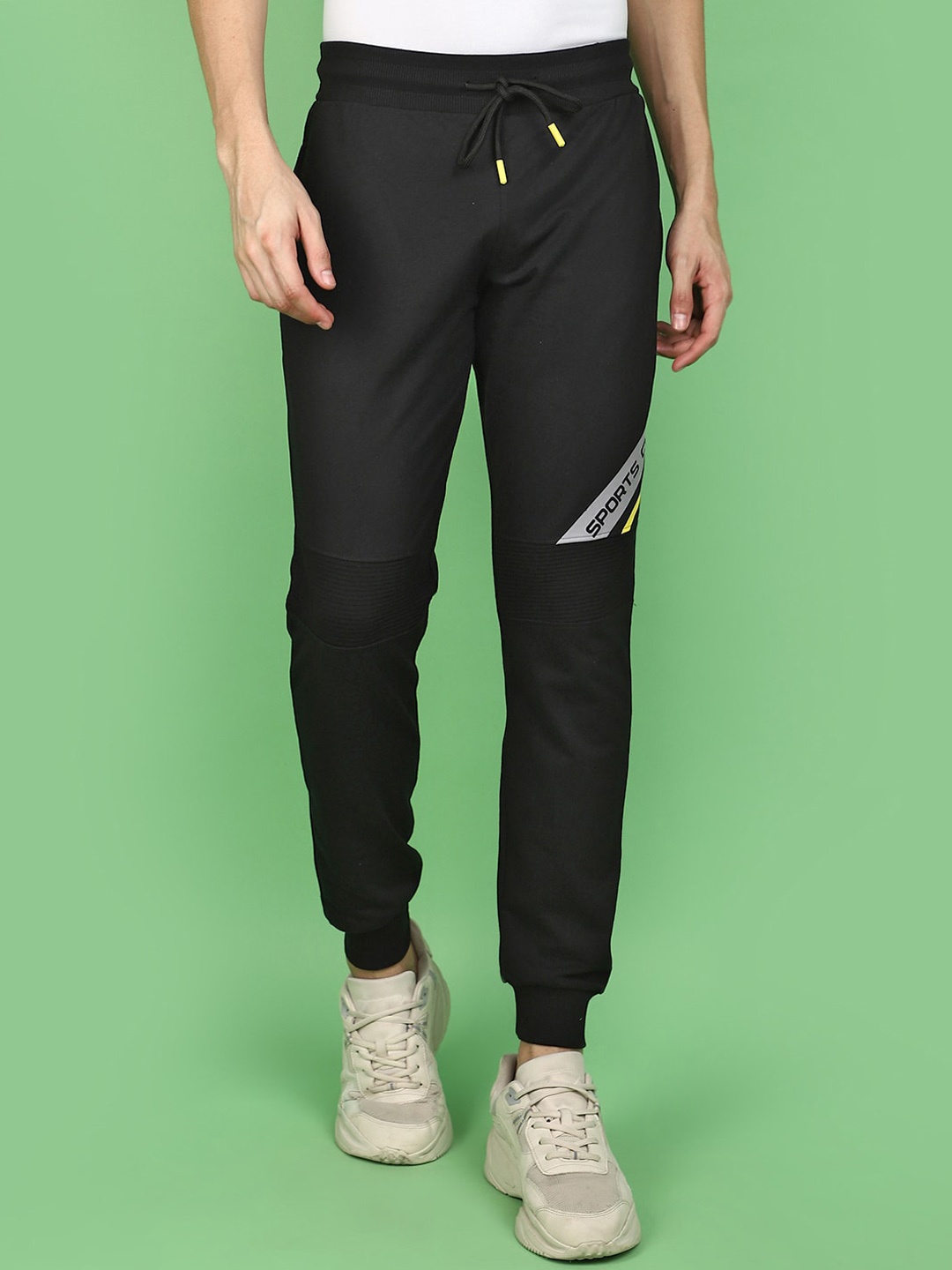 

V-Mart Men Mid Rise Cotton Joggers, Black