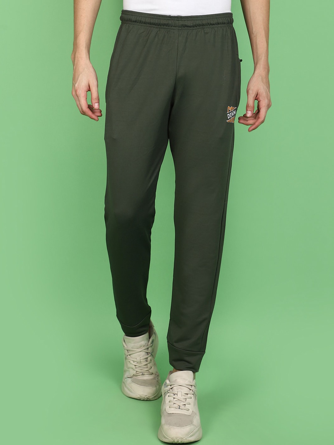 

V-Mart Men Mid Rise Joggers, Olive