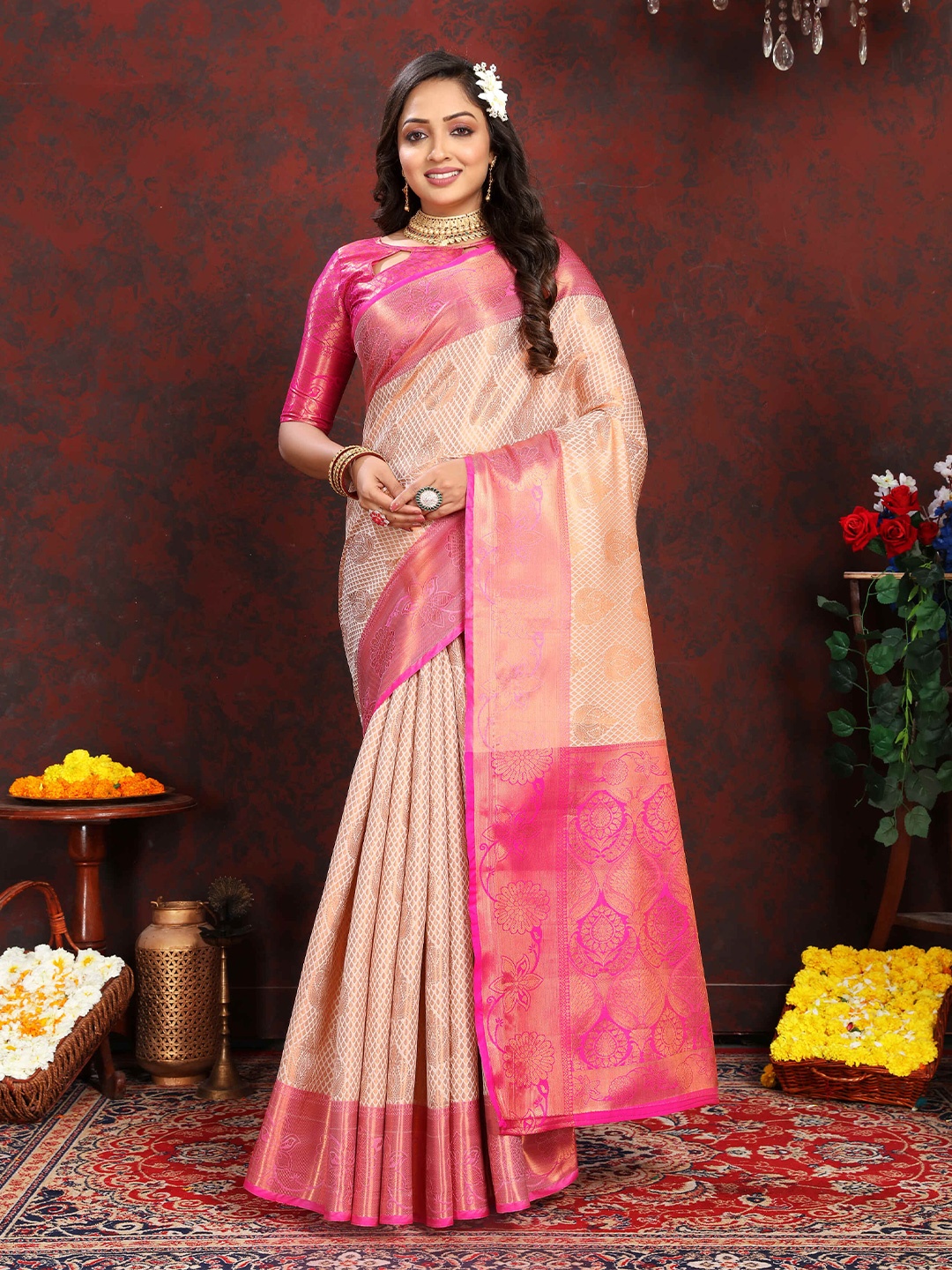

PHEASANT Ethnic Motifs Woven Design Zari Kanjeevaram Saree, Off white
