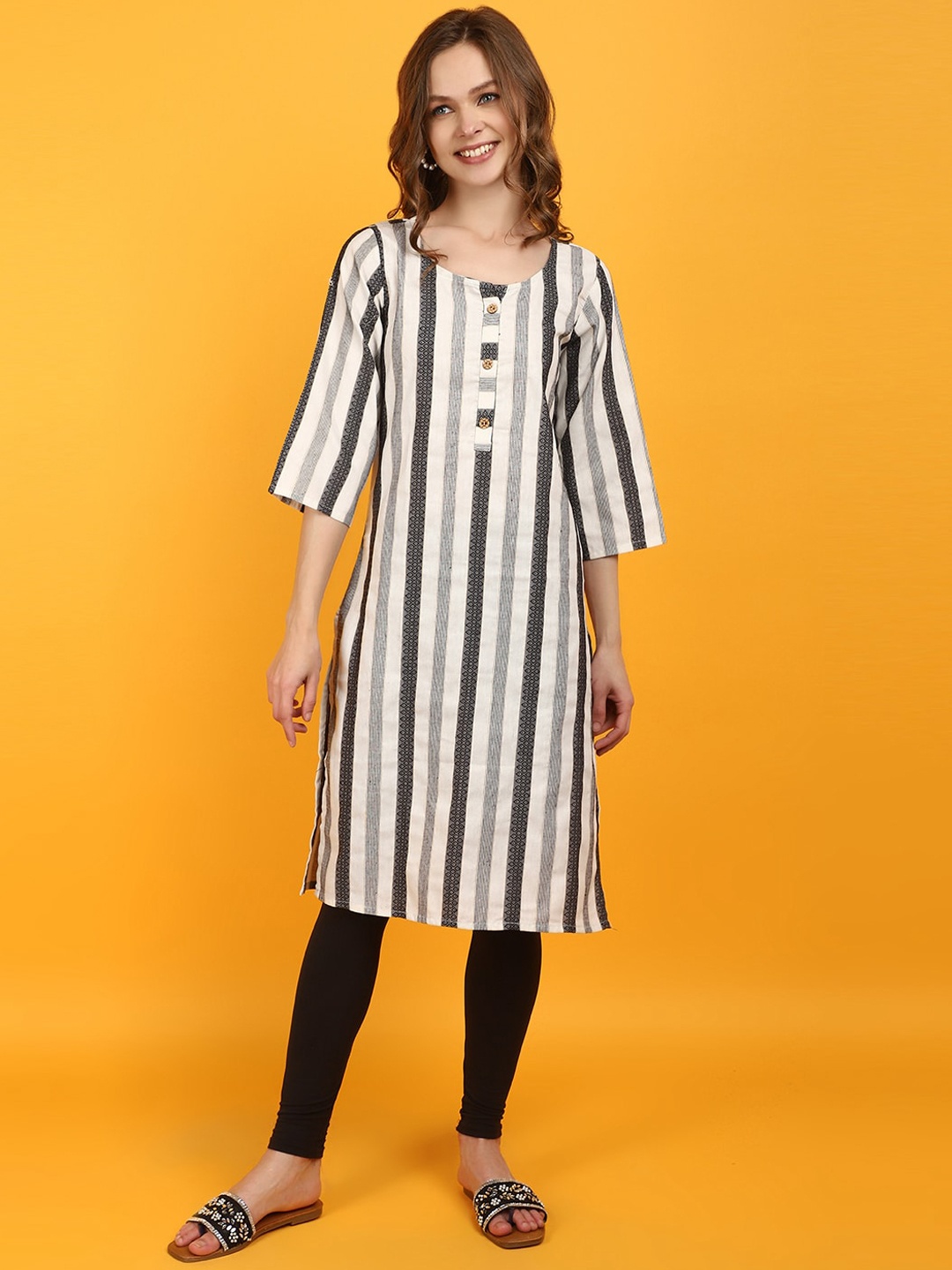 

V-Mart Striped Printed Cotton Straight Kurta, Off white