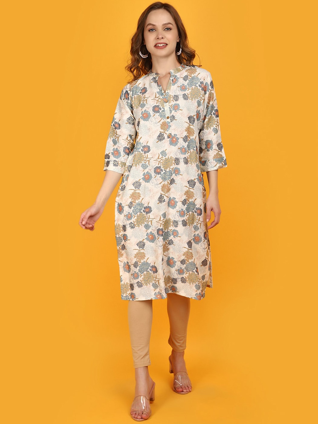 

V-Mart Floral Printed V-Neck Straight Kurta, Off white