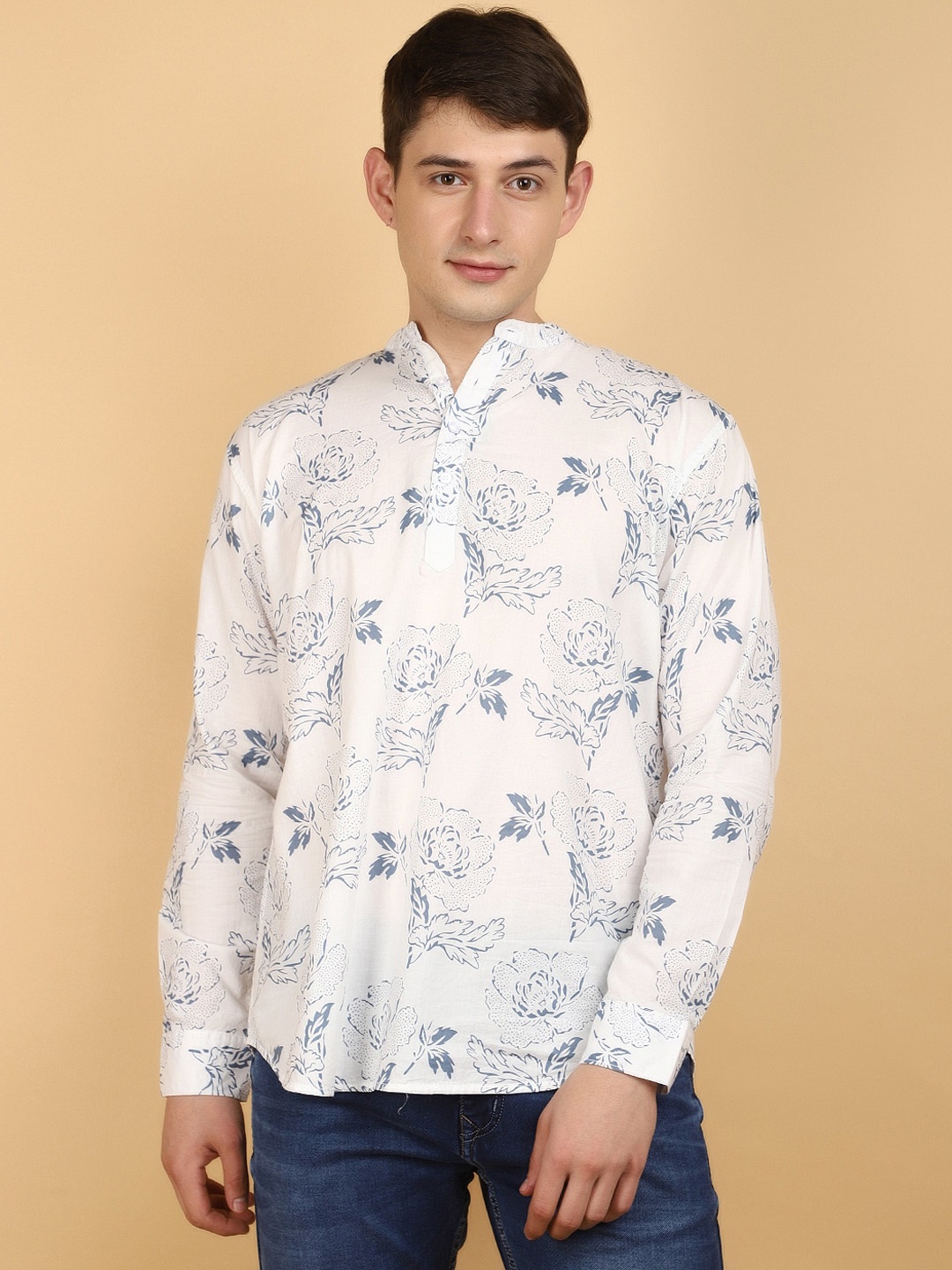 

V-Mart Floral Printed Cotton Mirror Work Kurta, White
