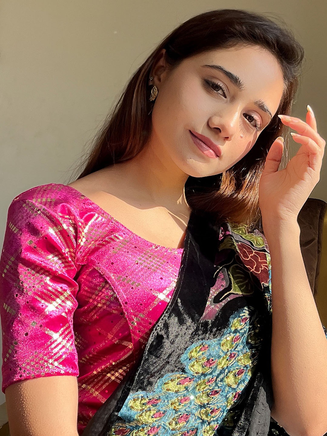

Bindigasm's Advi Checked Velvet Stretchable Sreee Blouse With Sequinned detail, Pink