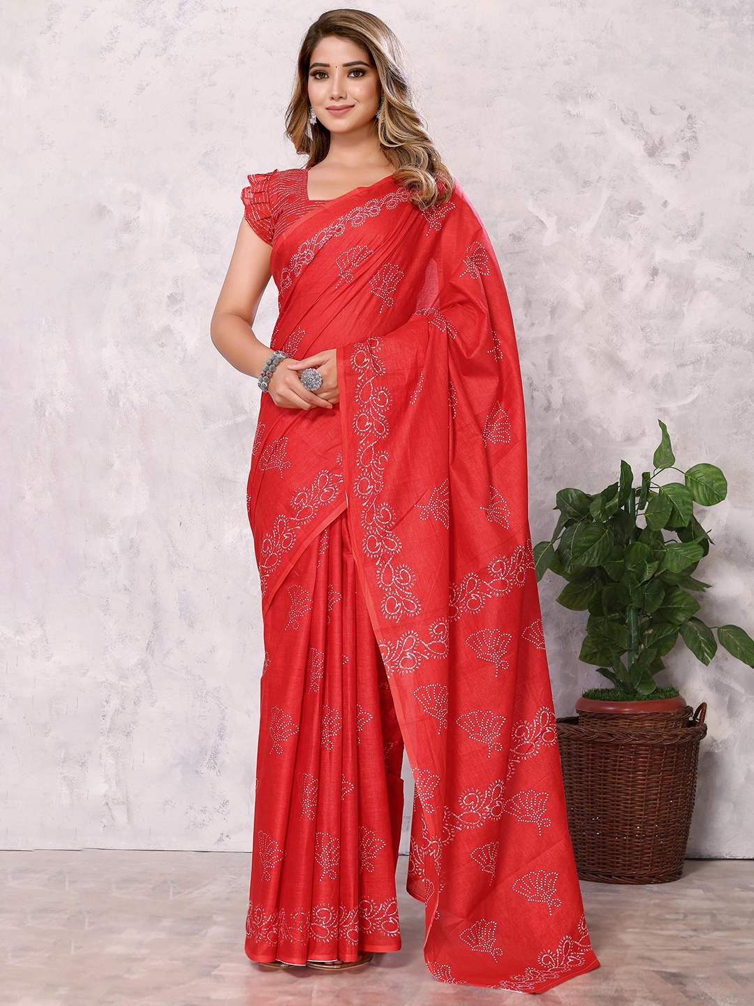 

DIVASTRI Ethnic Motifs Silk Cotton Saree, Red