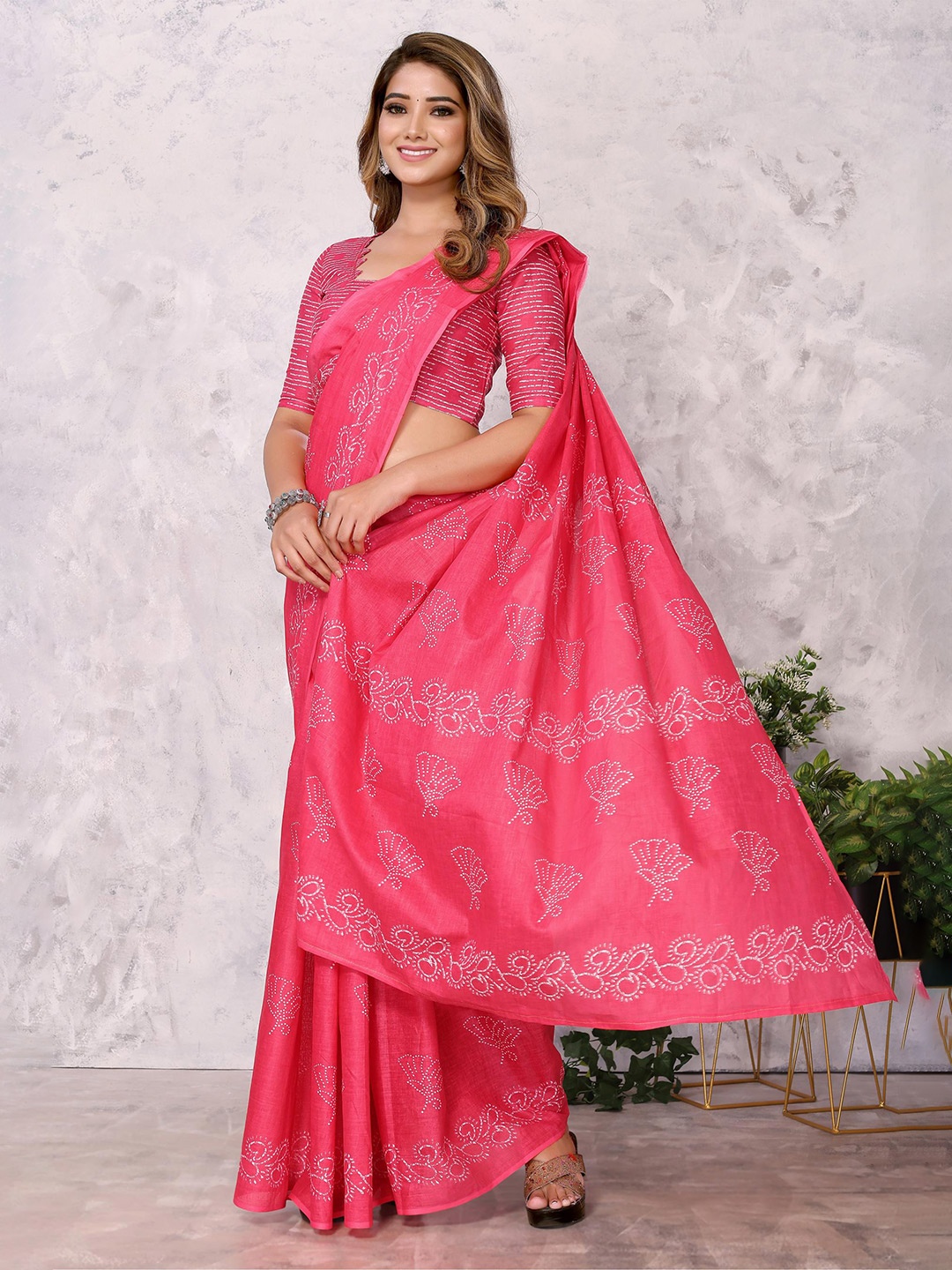 

DIVASTRI Ethnic Motifs Printed Silk Cotton Saree, Pink
