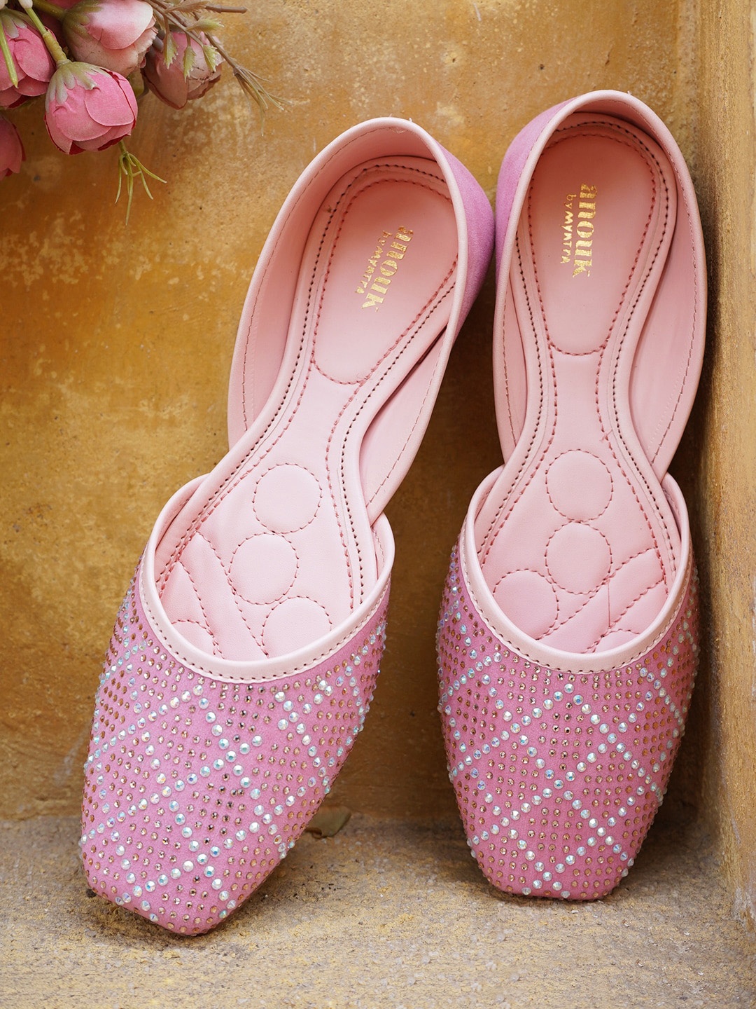 

Anouk Embellished Mojaris, Pink