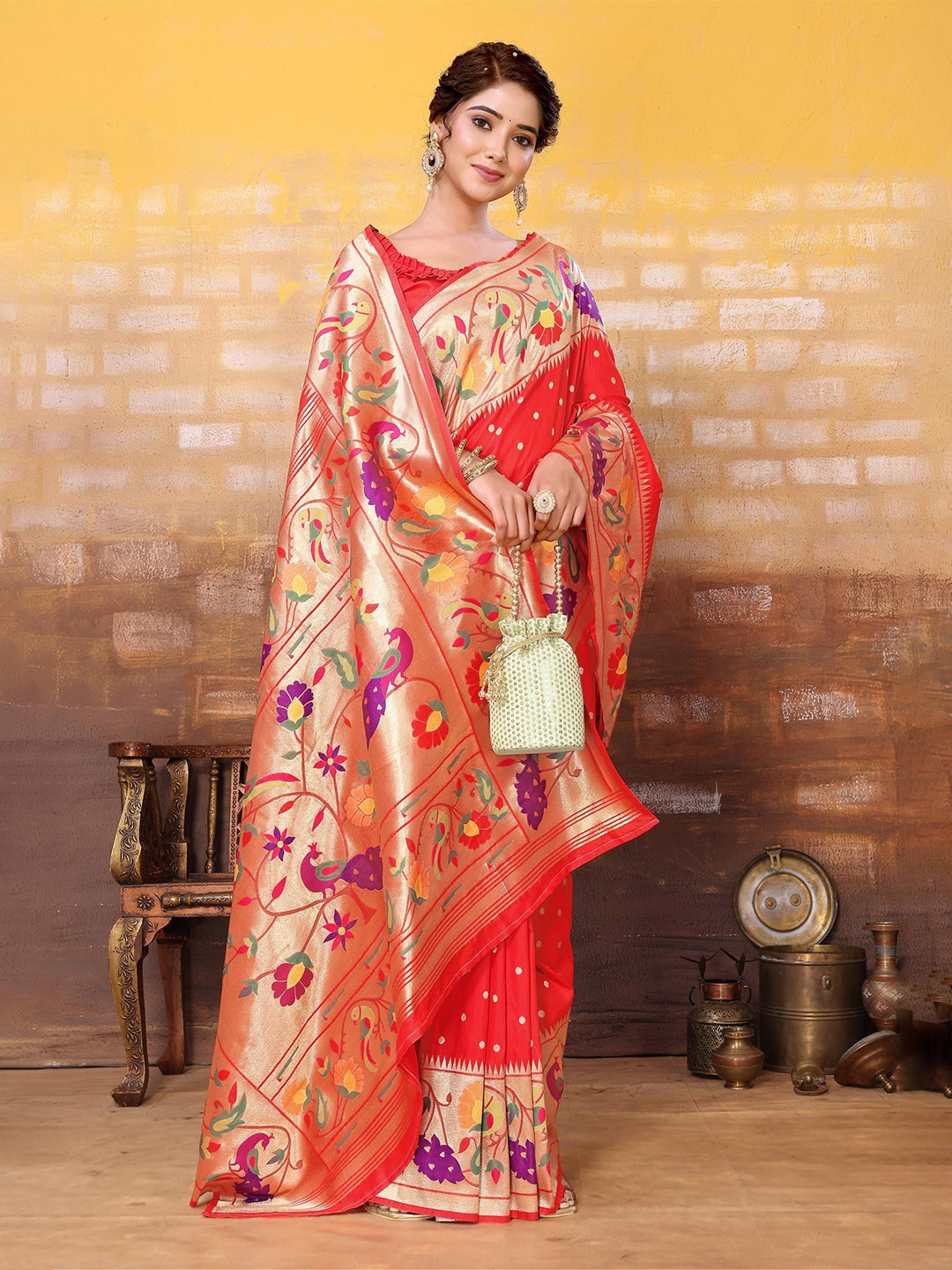 

DIVASTRI Ethnic Motifs Woven Design Zari Paithani Saree, Red