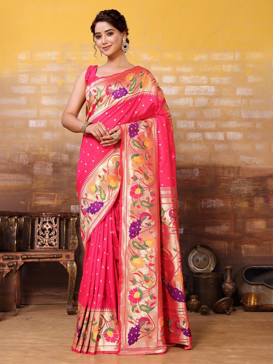 

DIVASTRI Ethnic Motifs Woven Design Zari Paithani Saree, Pink