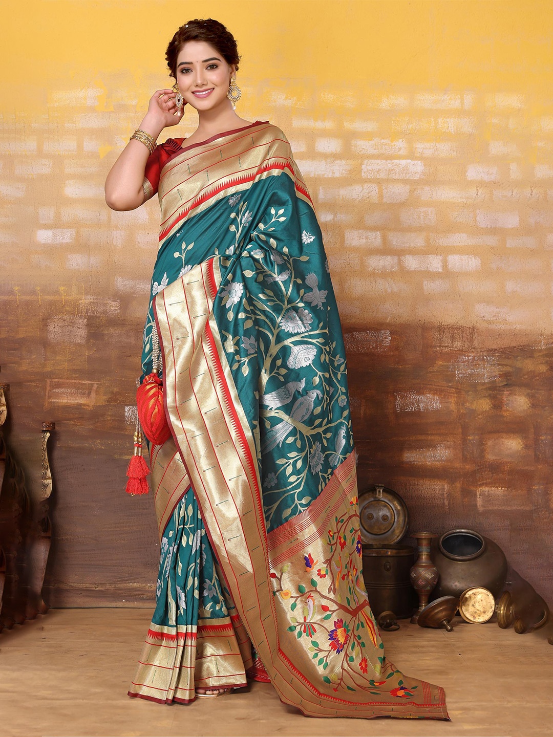 

DIVASTRI Ethnic Motifs Woven Design Zari Paithani Saree, Teal