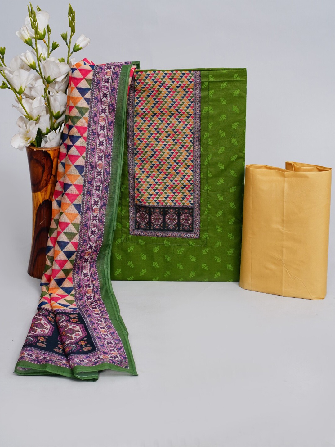 

KALINI Ethnic Motifs Printed Pure Cotton Unstitched Dress Material, Green