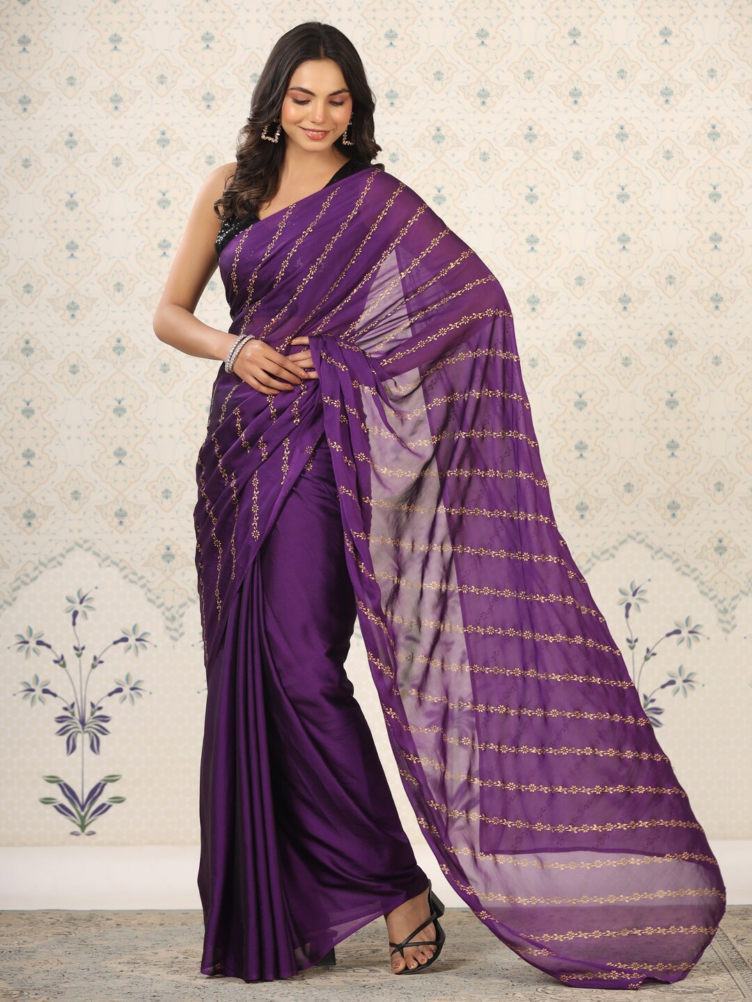 

Ode by House of Pataudi Striped Ready to Wear Saree, Purple