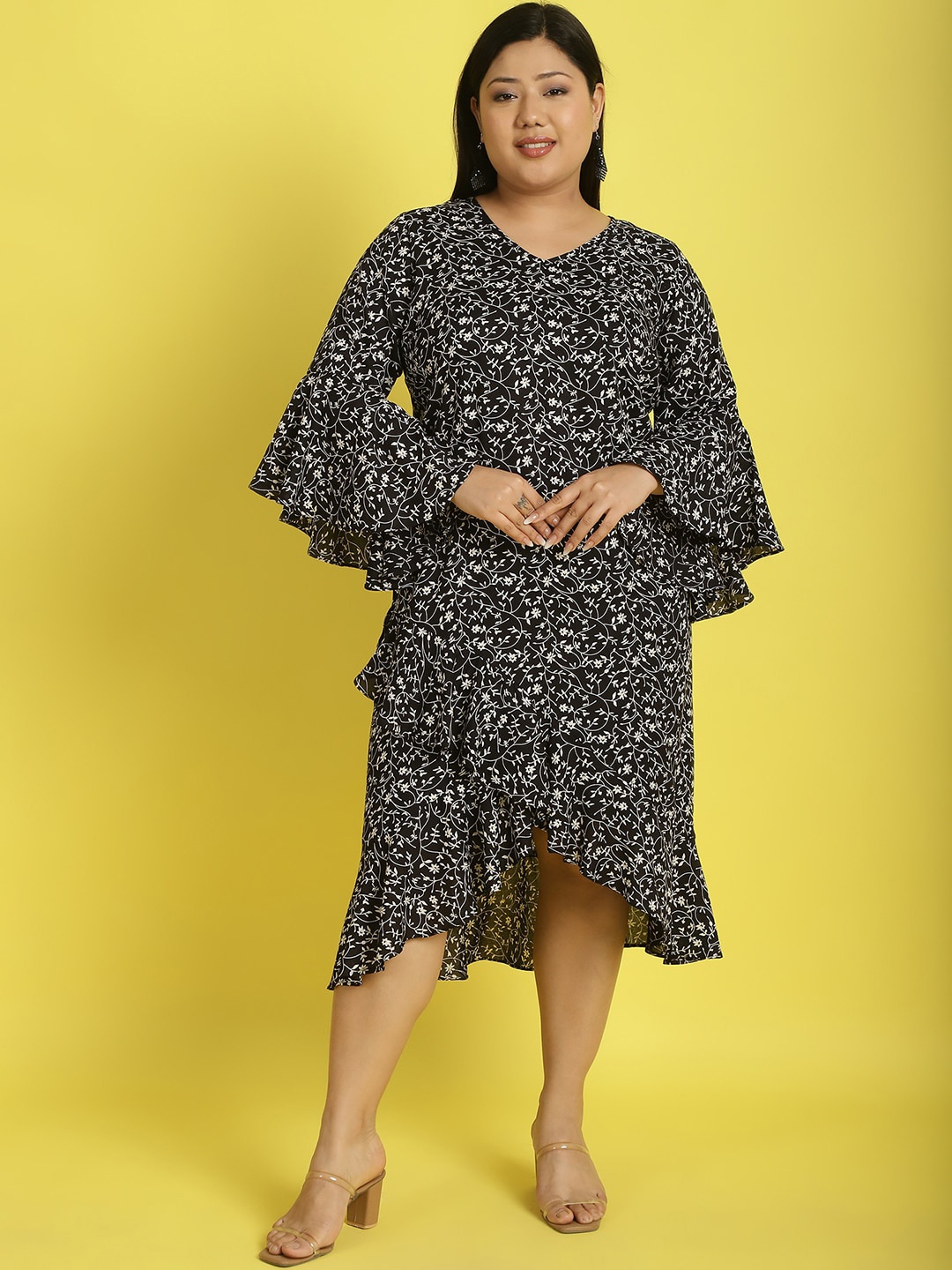 

theRebelinme Floral Printed Bell Sleeve Plus Size A-Line Midi Dress, Black