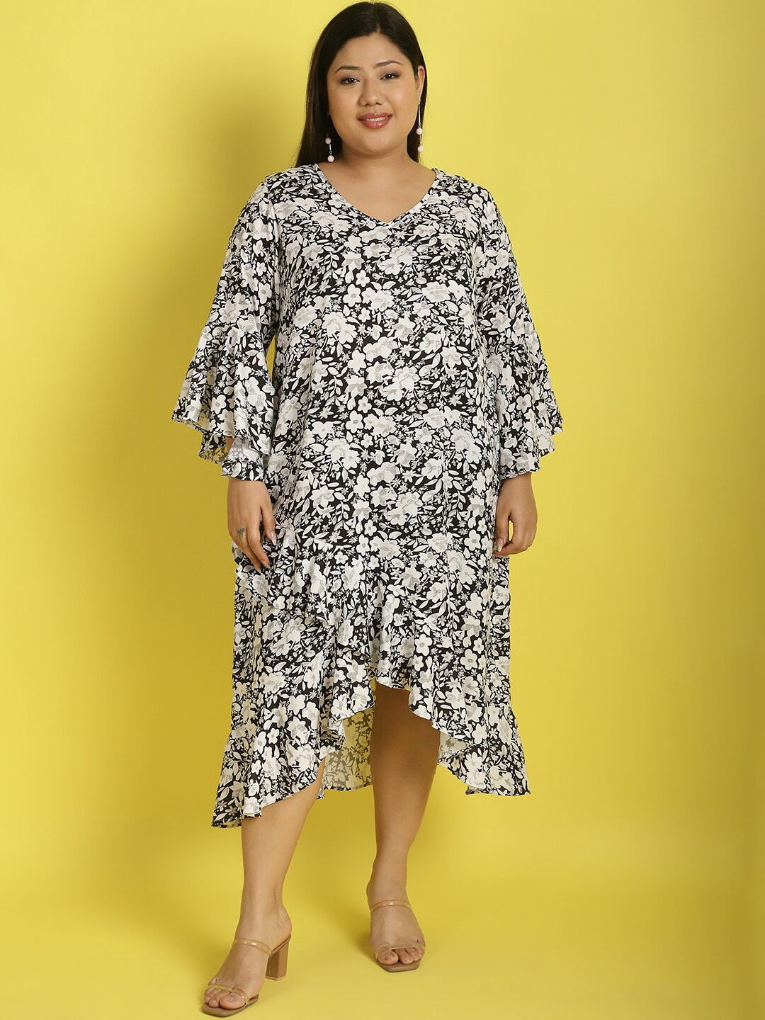 

theRebelinme Floral Printed Bell Sleeve Plus Size A-Line Midi Dress, Black