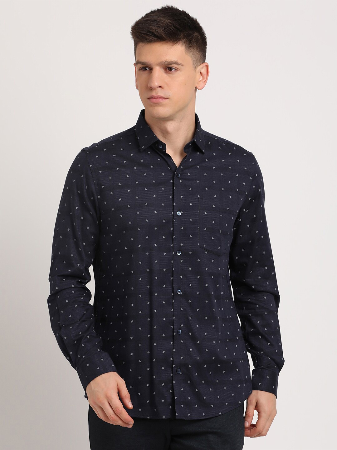 

Turtle Standard Slim Fit Micro Ditsy Printed Cotton Formal Shirt, Navy blue