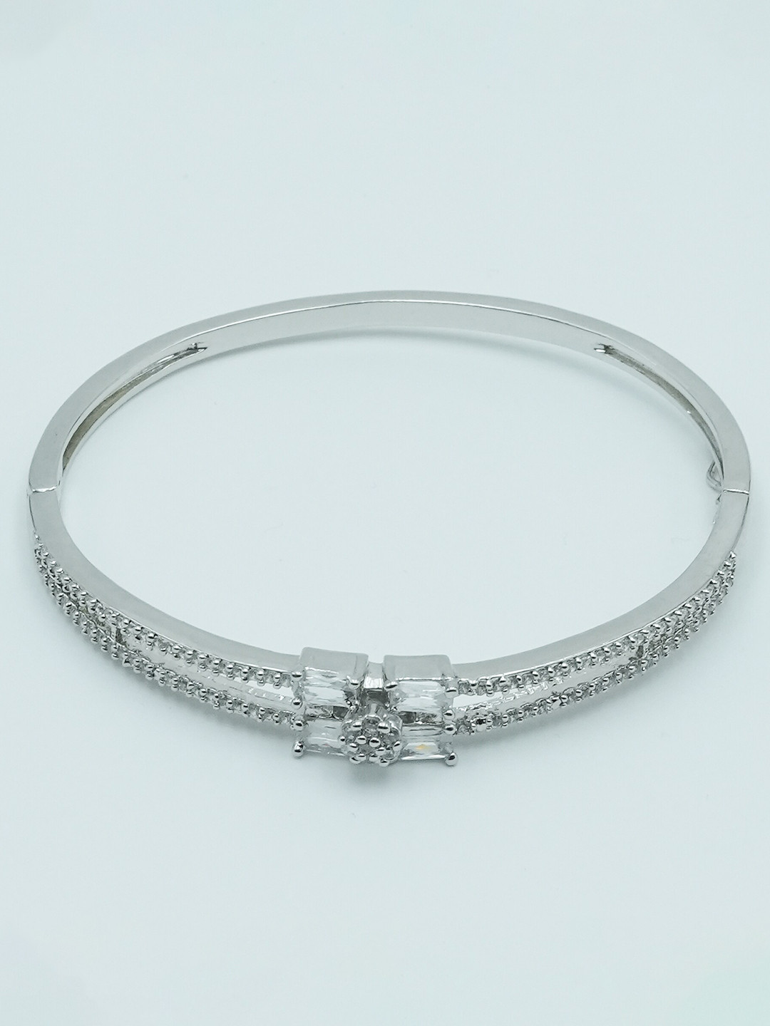 

925 SILLER Rhodium-Plated Sterling Silver Cubic Zirconia-Studded Bangle-Style Bracelet