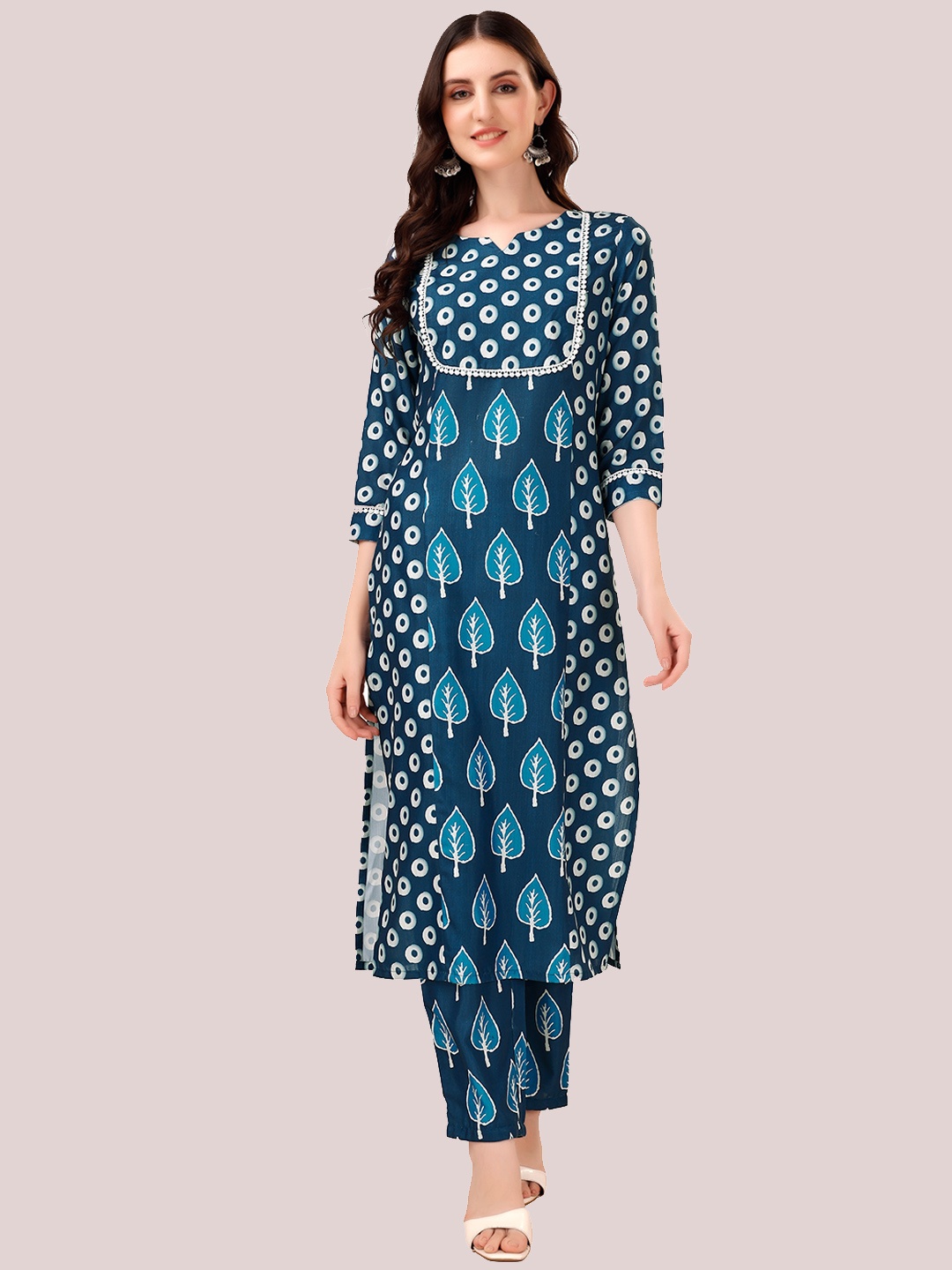 

FAB GALAXY Ethnic Motifs Printed Straight Kurta With Trousers, Teal