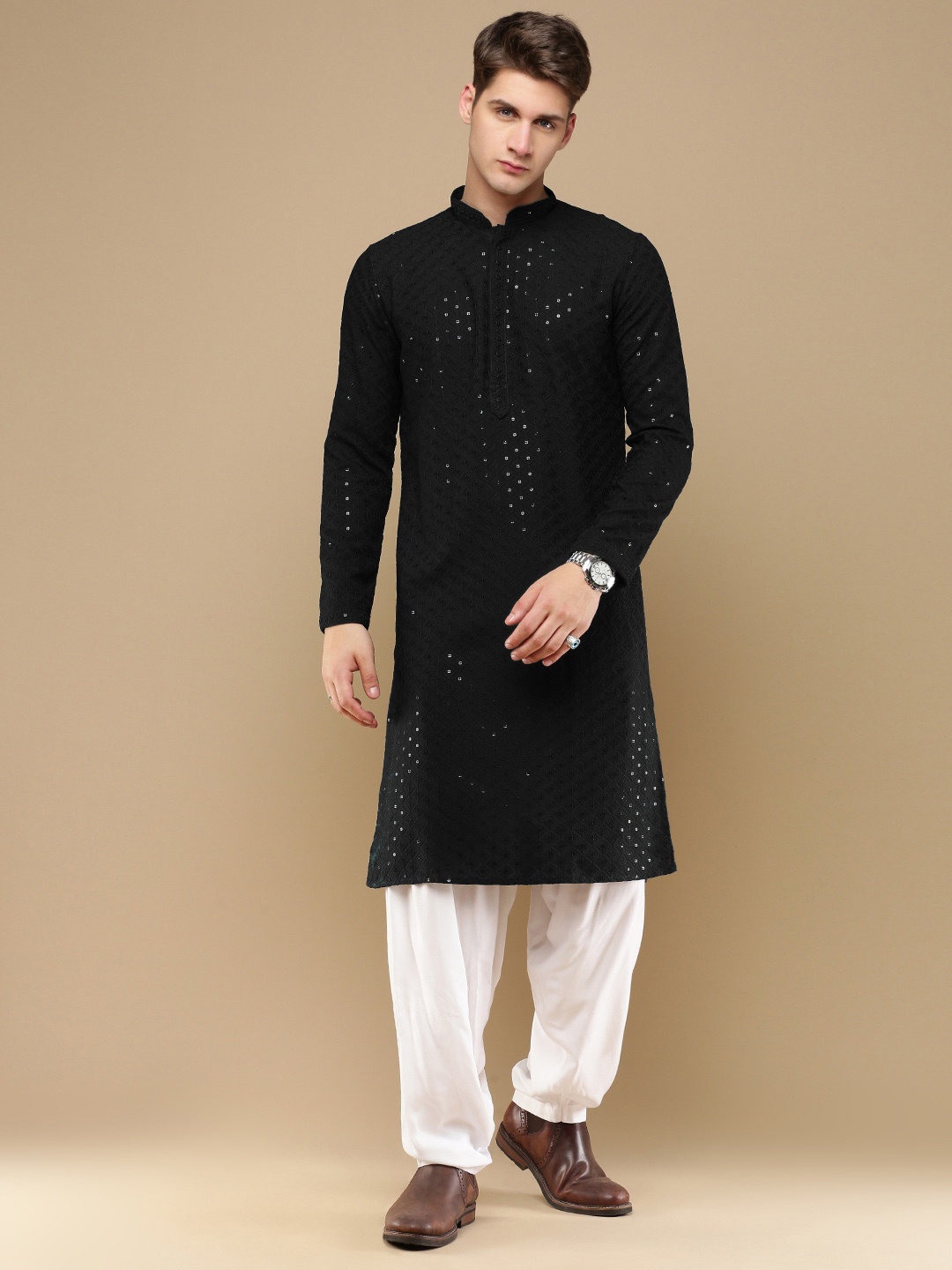

Sanwara Ethnic Motifs Embroidered Mandarin Collar Sequinned Straight Kurta With Patiala, Black