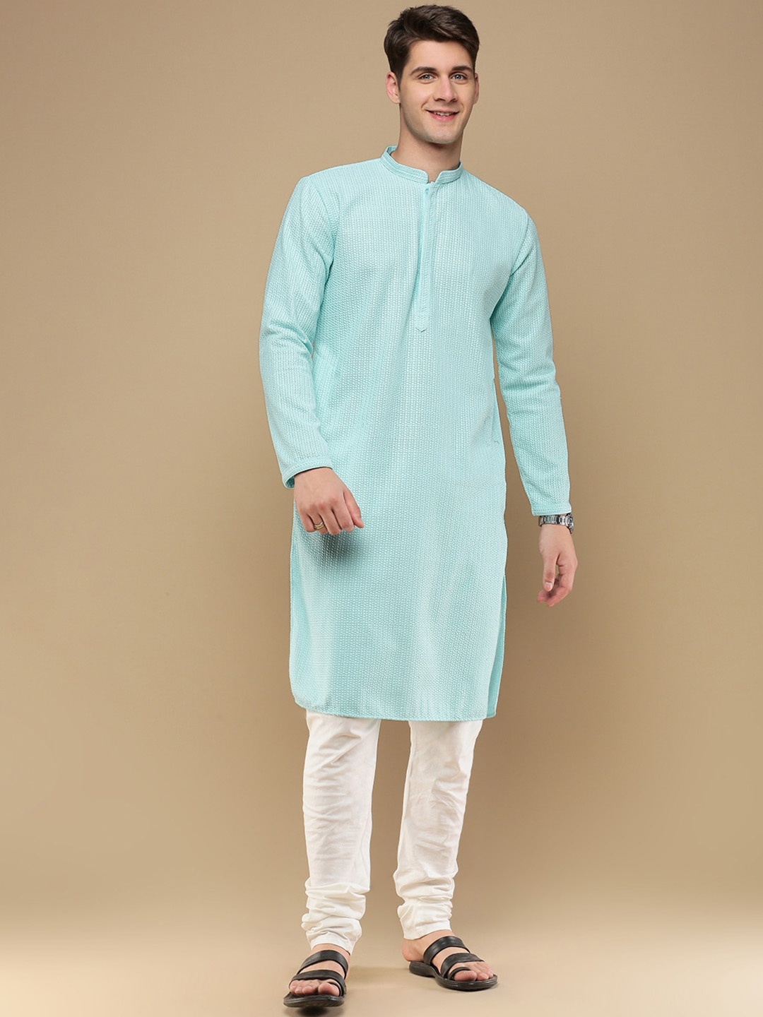 

Sanwara Ethnic Motifs Embroidered Regular Chikankari Kurta with Churidar, Green