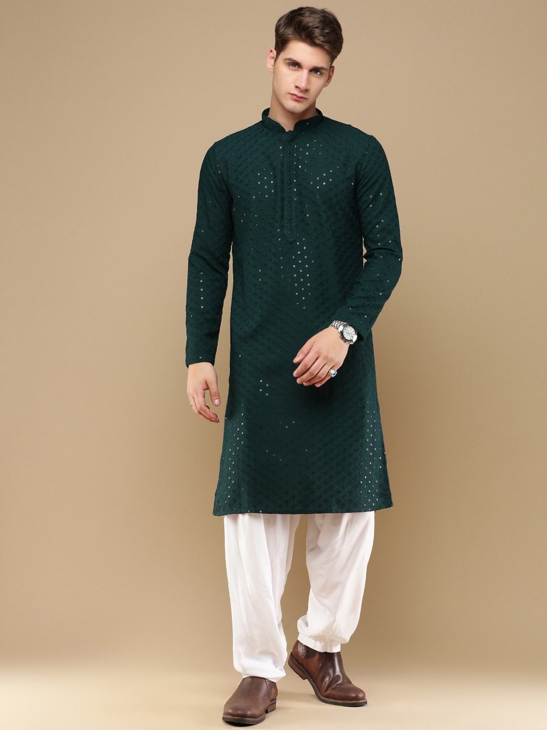 

Sanwara Ethnic Motifs Embroidered Regular Sequinned Kurta with Patiala, Green