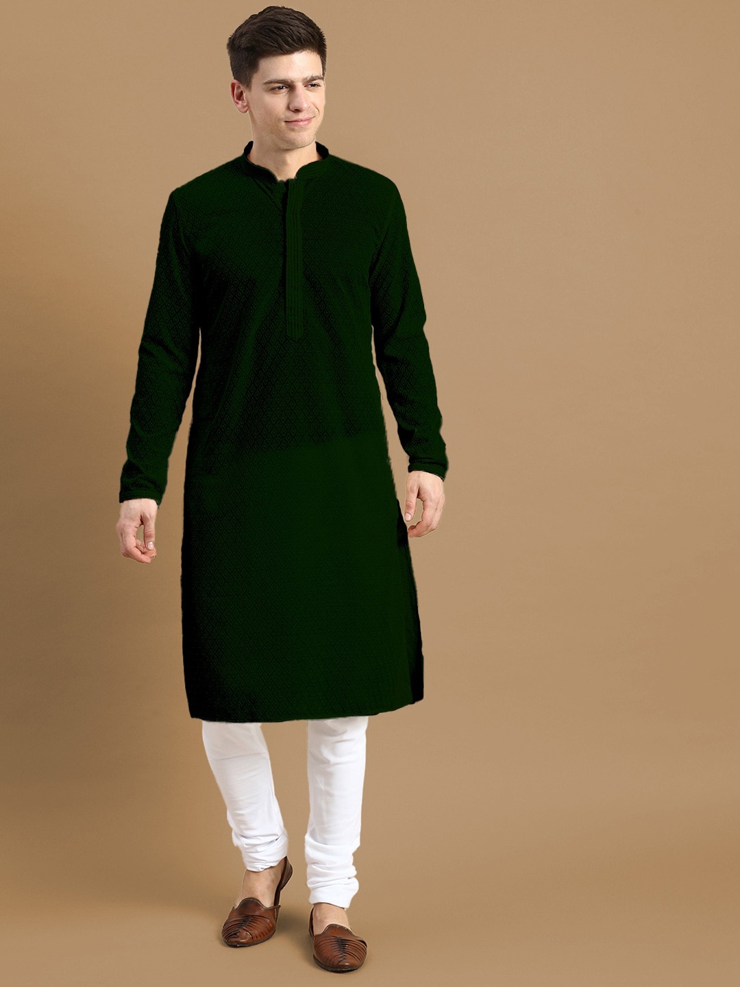 

Sanwara Ethnic Motifs Embroidered Regular Chikankari Kurta with Churidar, Green