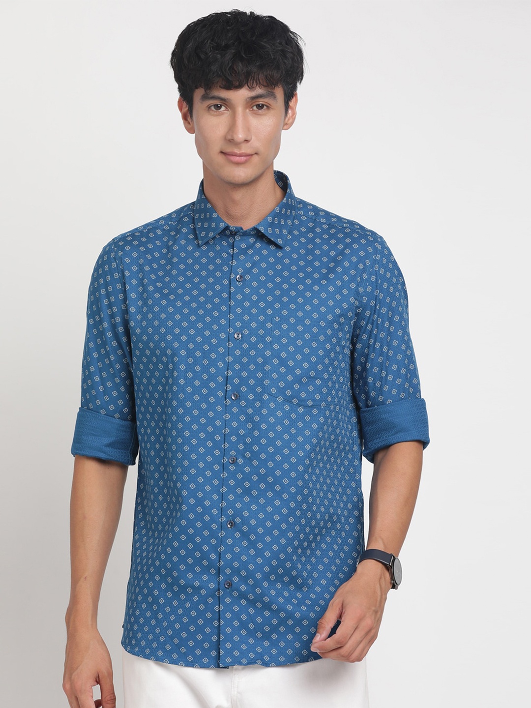 

Turtle Standard Slim Fit Geometric Printed Spread Collar Long Sleeves Cotton Formal Shirt, Blue