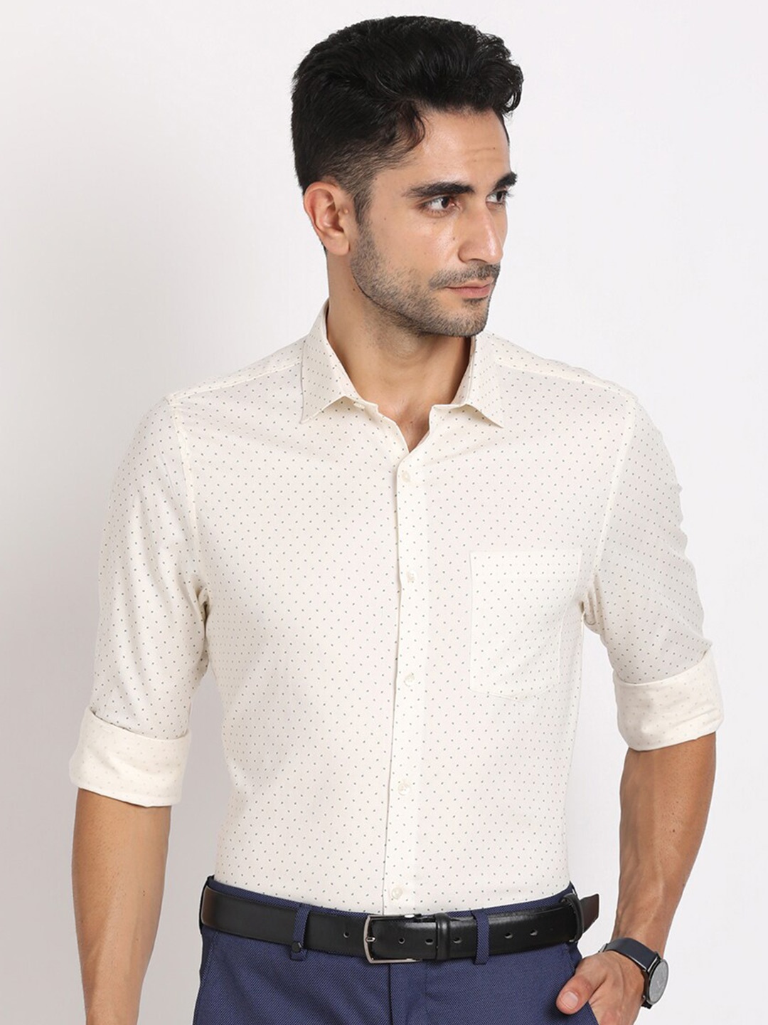 

Turtle Standard Slim Fit Spread Collar Cotton Formal Shirt, Off white