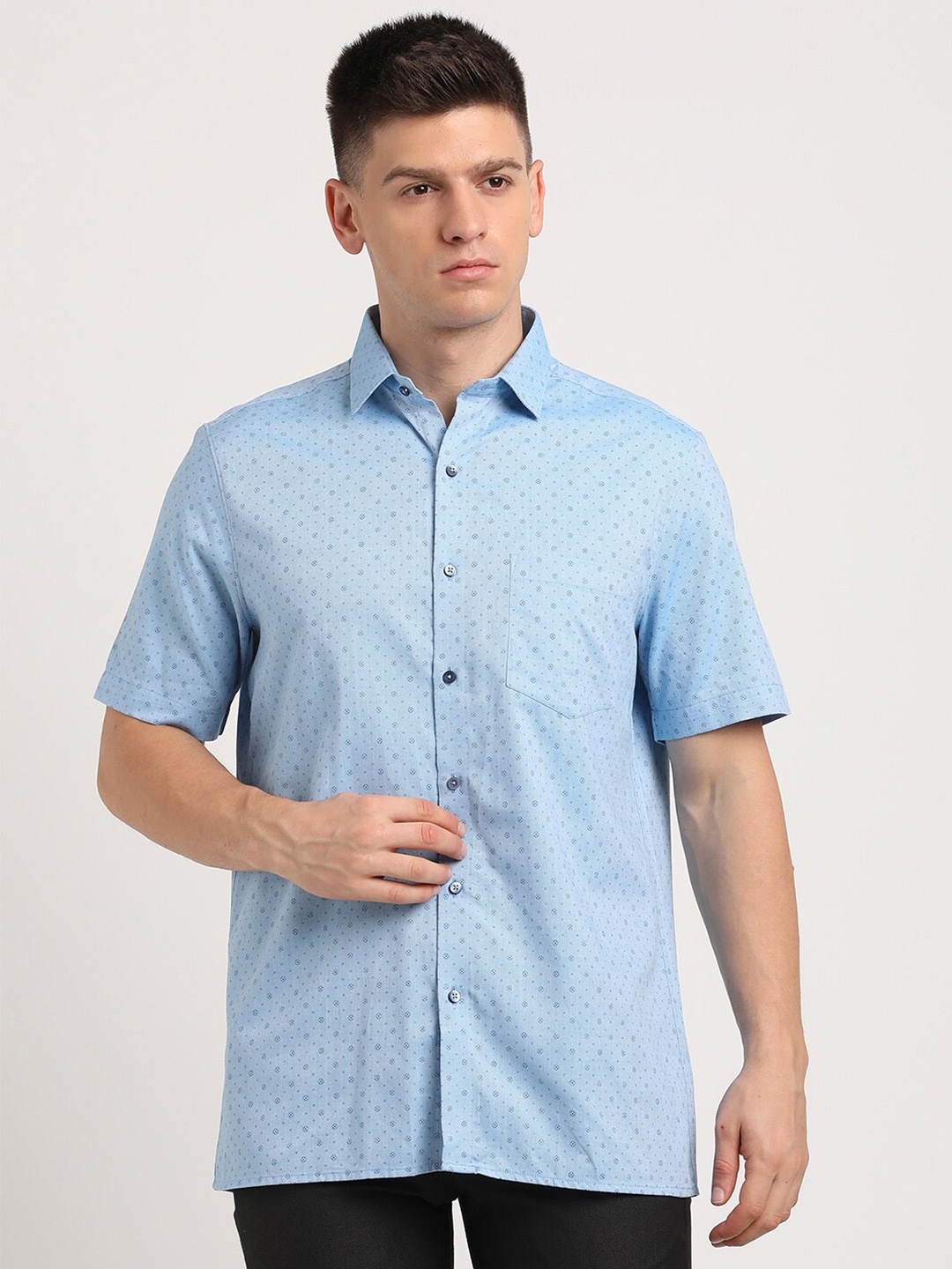 

Turtle Standard Opaque Micro Ditsy Printed Pure Cotton Formal Shirt, Blue