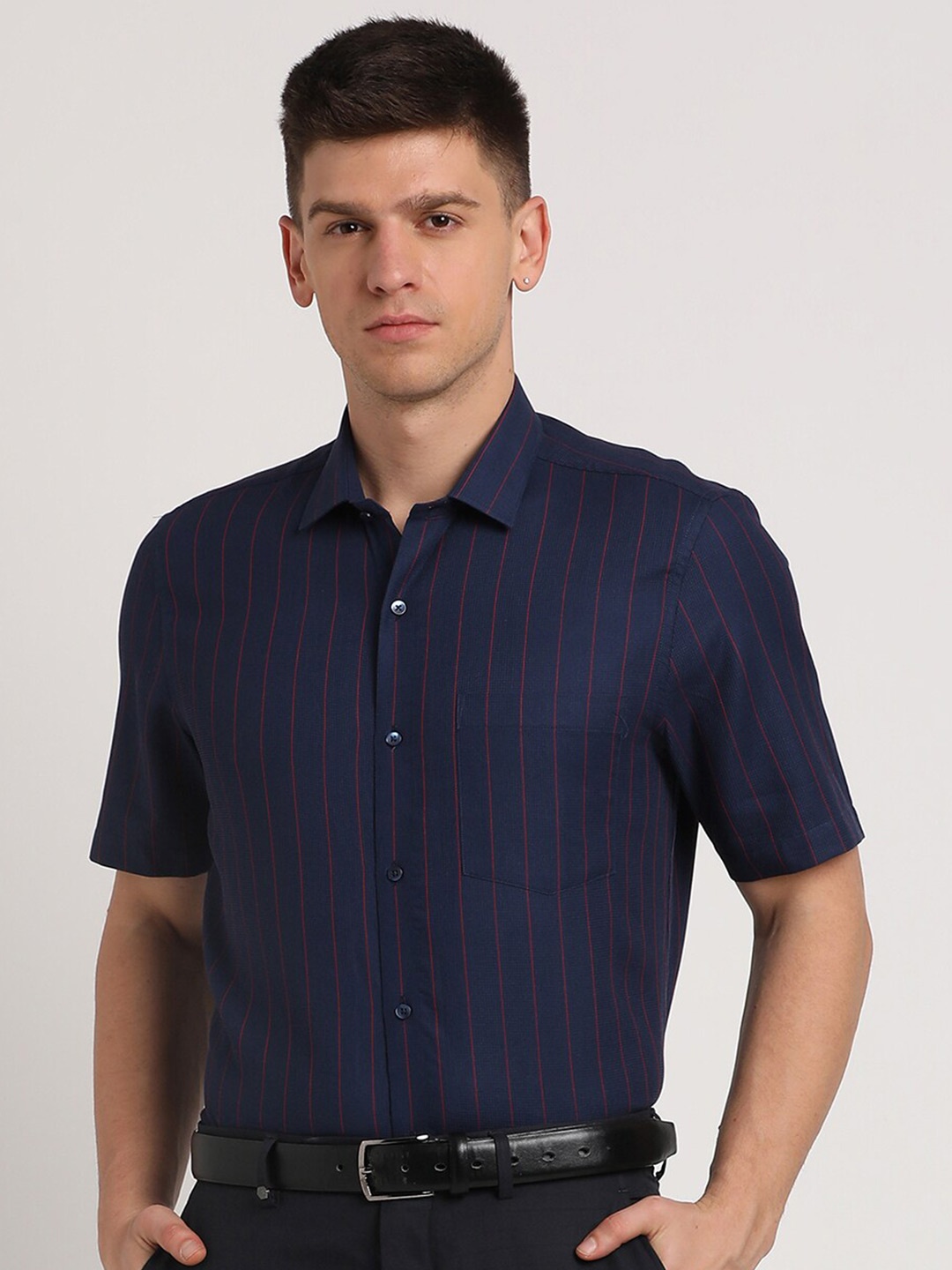 

Turtle Men Standard Opaque Striped Cotton Formal Shirt, Navy blue