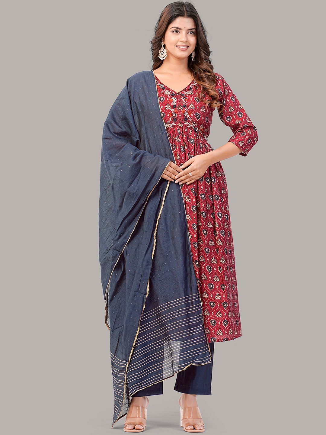 

DARIAN Floral Printed V-Neck Straight Kurta with Trousers & Dupatta, Maroon