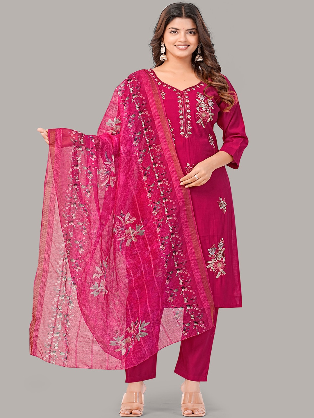 

DARIAN Floral Printed V-Neck Straight Kurta with Trousers & Dupatta, Pink