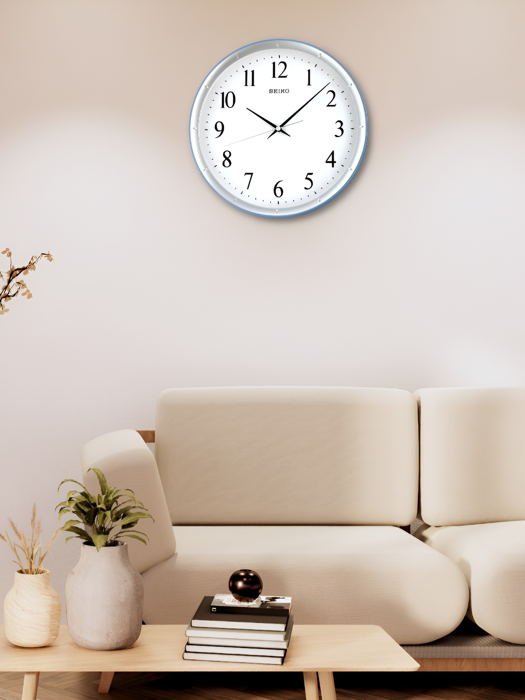 

SEIKO Silver-Toned & White Traditional Analogue Wall Clock