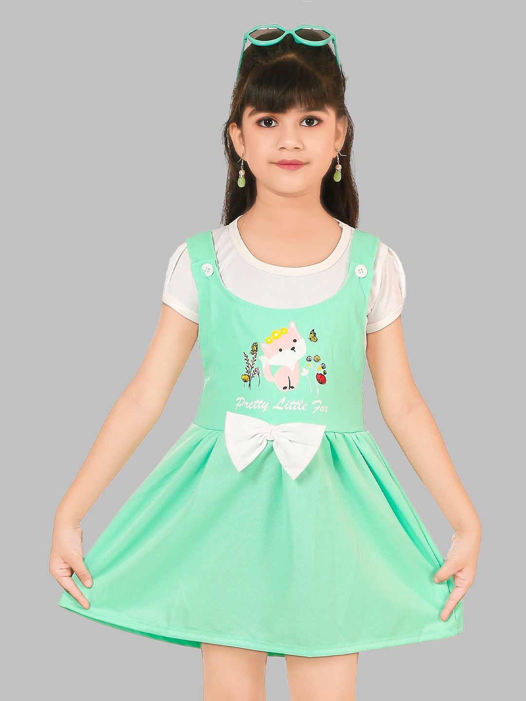 

BAESD Infant Girls Graphic Printed Sleeveless Pinafore Dress With T-Shirt, Sea green