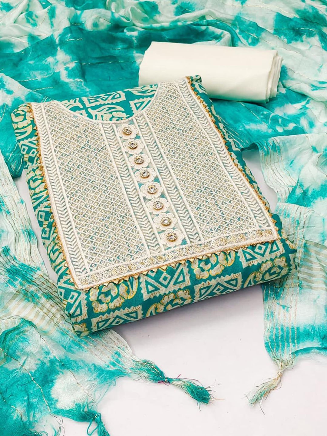

ZEEPKART Ethnic Motifs Printed Jute Cotton Unstitched Dress Material, Turquoise blue